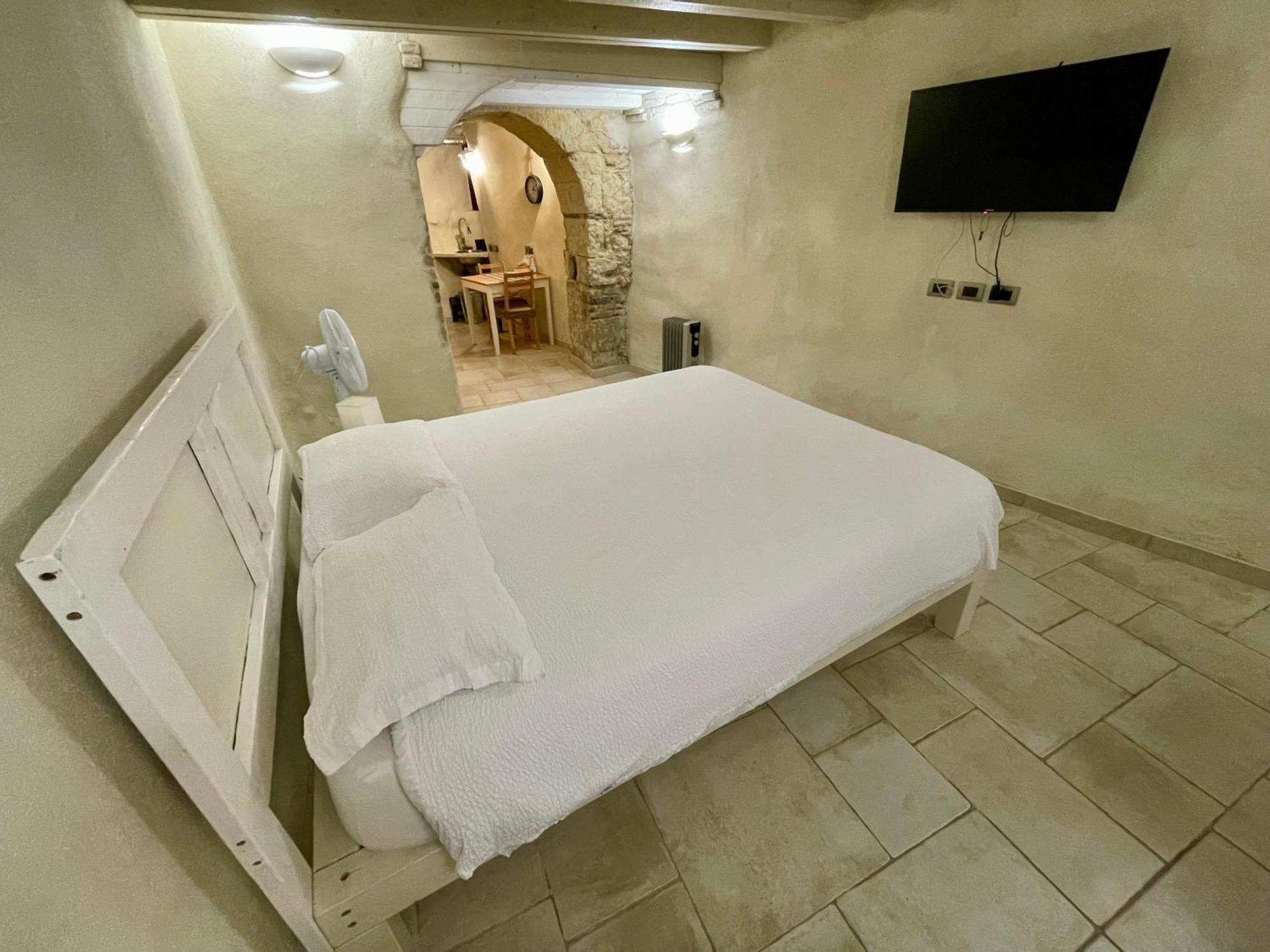 Mini appartamento incantevole a Cagliari Castello Esterno foto